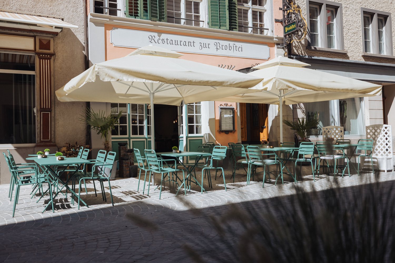 Probstei Laufenburg Terrasse und Fassade